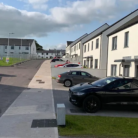 Double Bedroom With Private Bathroom Close To Center Homestay Cork