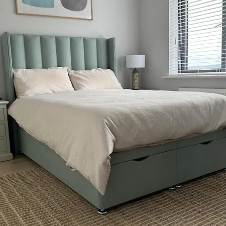 Homestay Double Bedroom With Private Bathroom Close To Center